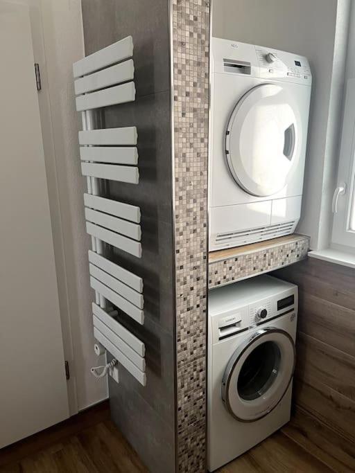 Moderne, Stilvolle Ferienwohnung In Eich Eich  Εξωτερικό φωτογραφία
